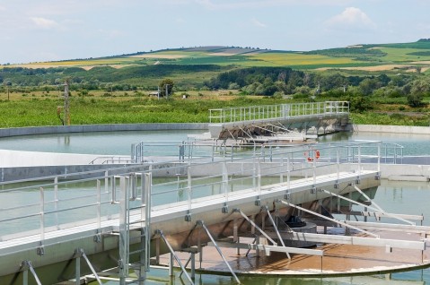 工業(yè)及醫(yī)藥廢水防腐解決方案—污水廠(chǎng)防護(hù)涂裝